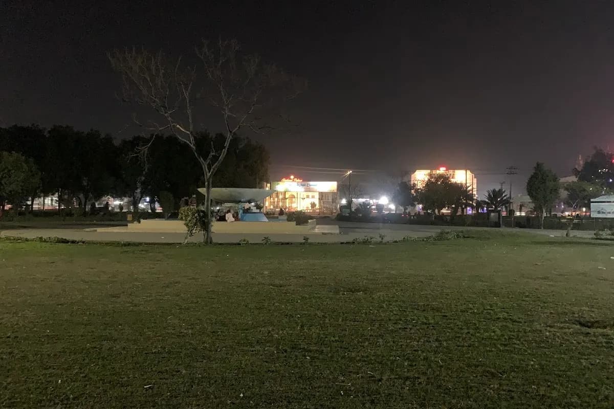 Gujranwala Heritage and Food Expedition image 1