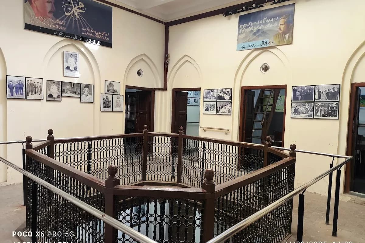 Sialkot Heritage and Sports Craft Tour image 3