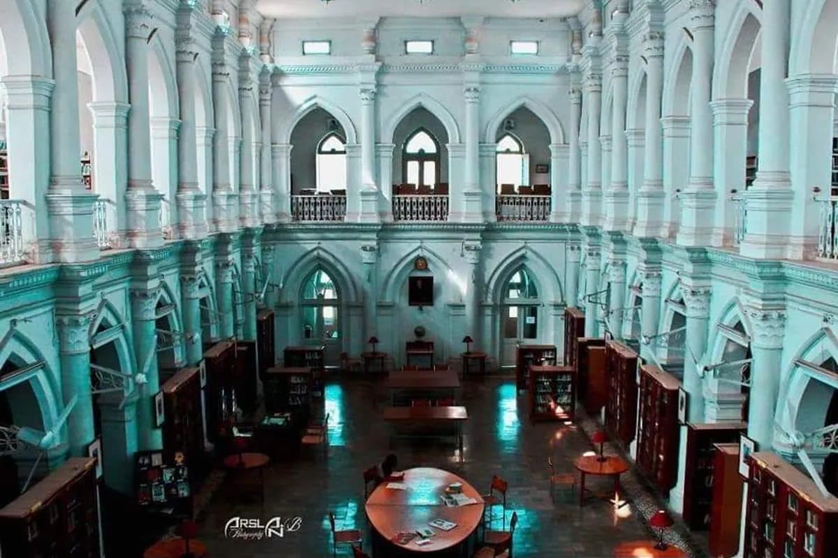 Bahawalpur Royal Heritage & Desert Safari Experience image 1