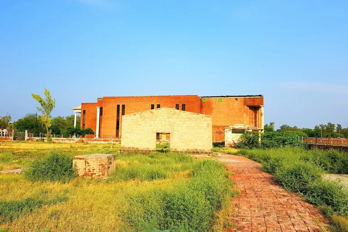 Sargodha Citrus & Heritage Safari image 2