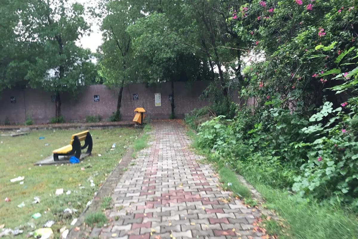 Jhelum Historical & River Adventure image 2