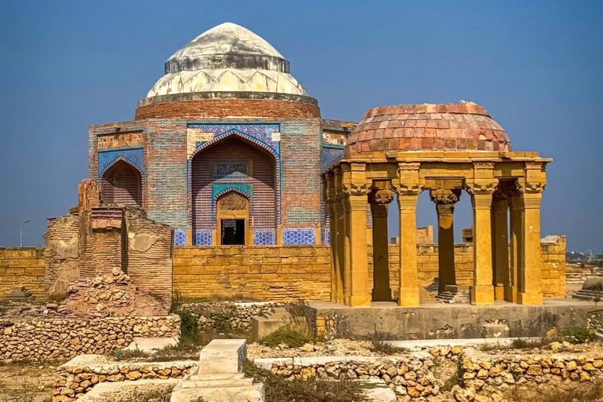 Thatta Historical & Lake Adventure