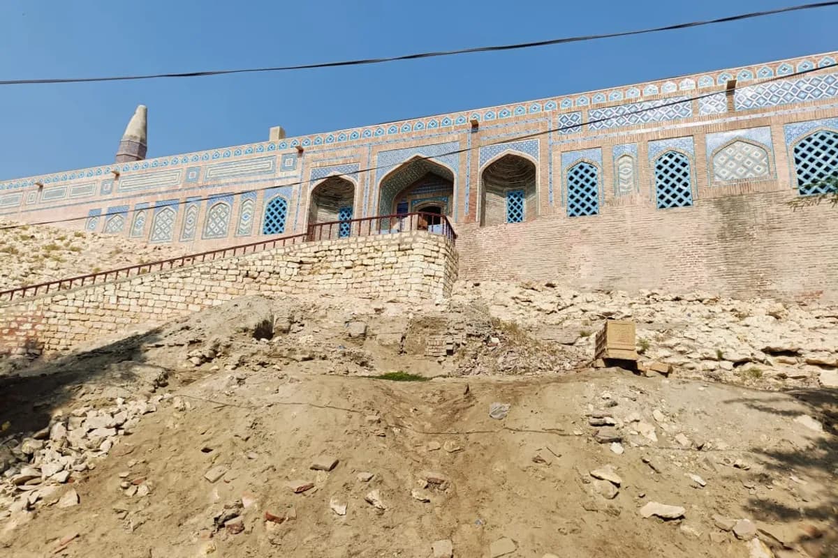 Sukkur Heritage and River Safari Adventure image 3