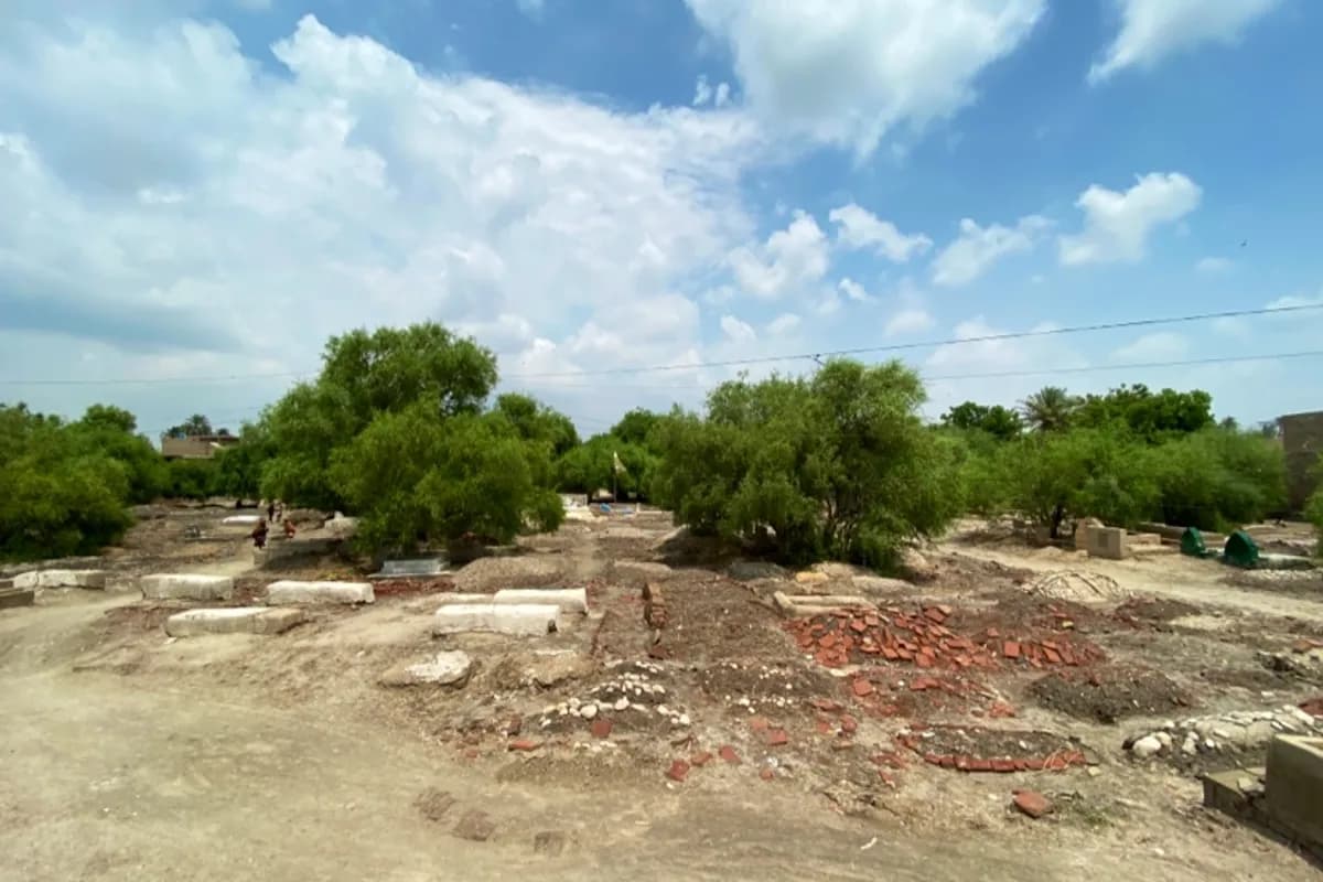 Larkana Heritage & Mohenjo-Daro Exploration image 3