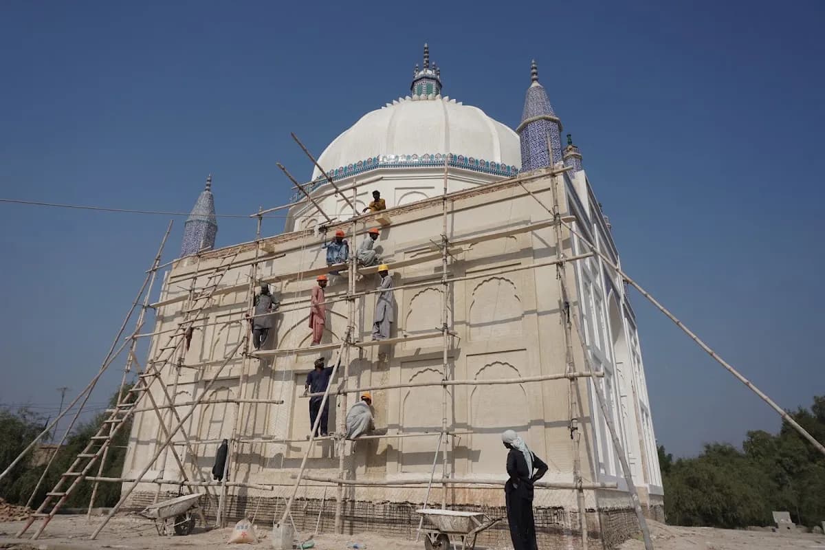 Larkana Heritage & Mohenjo-Daro Explorer image 1