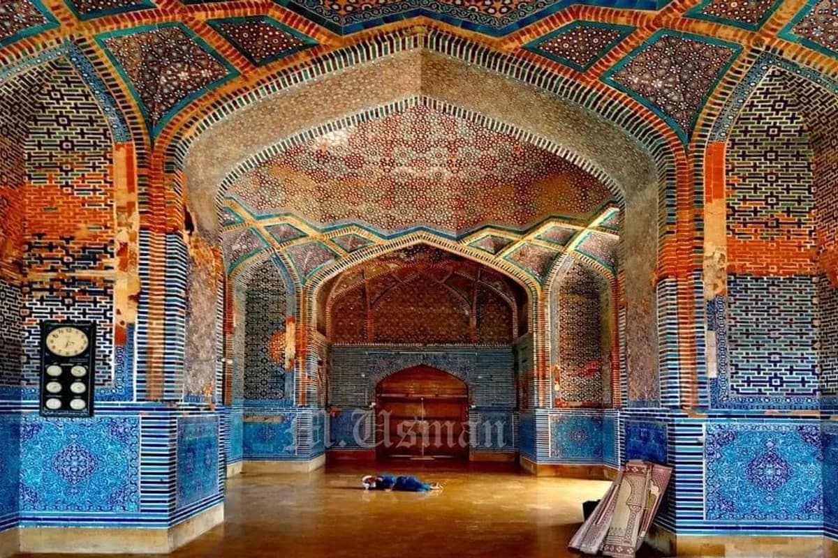 Thatta Historical & Eco-Heritage 2-Day Expedition image 3
