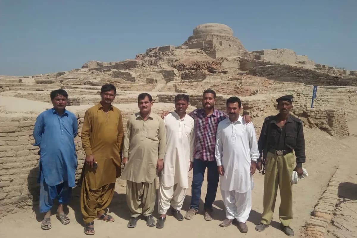 Mohenjo-daro Ancient Civilization Explorer image 2
