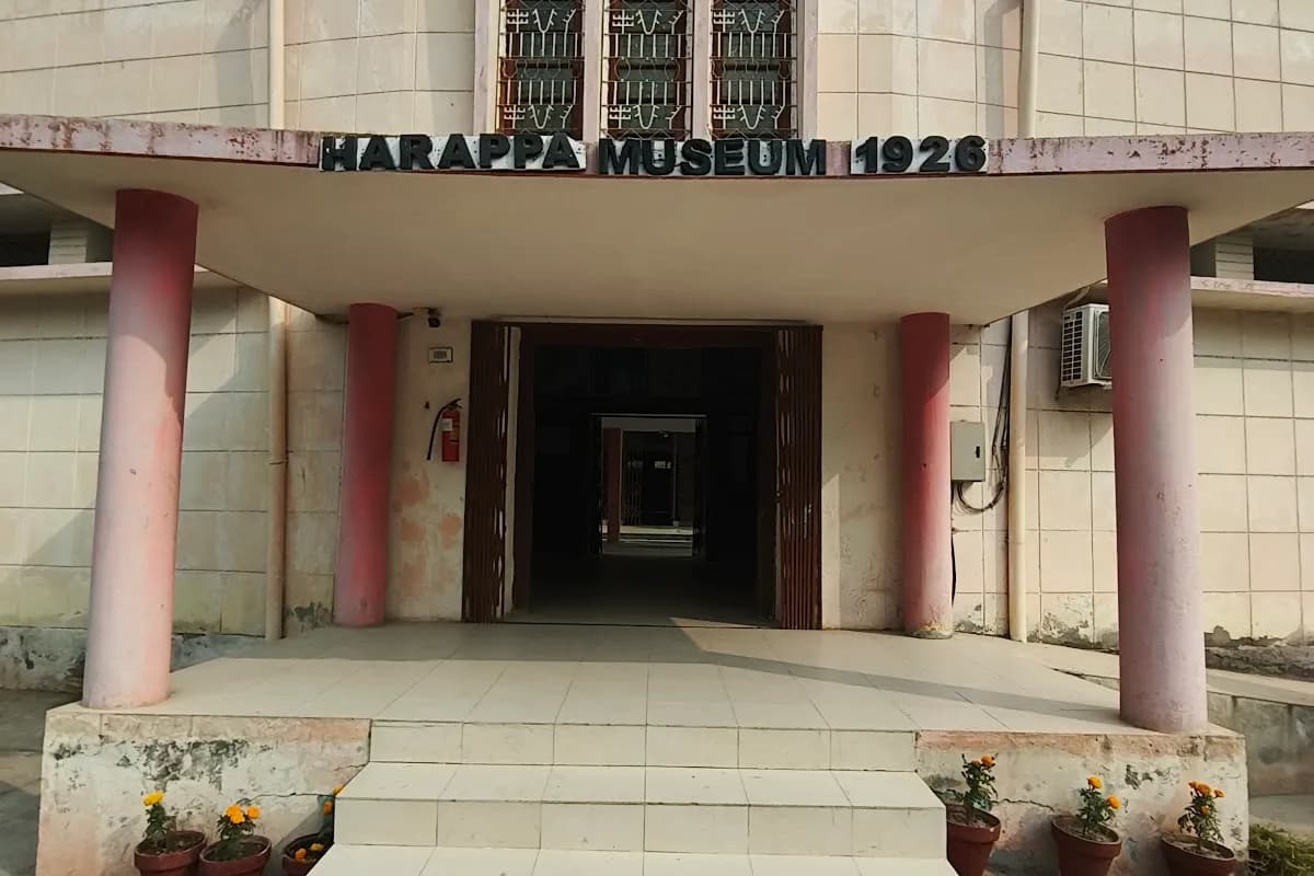 Mohenjo-daro Ancient Civilization Discovery image 2