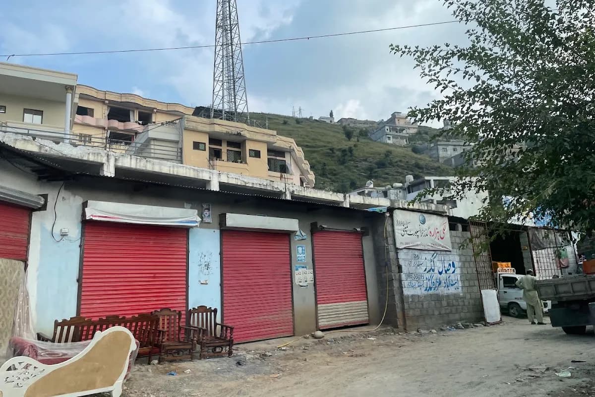 Abbottabad Scenic Hills and Waterfalls 2-Day Escape image 3