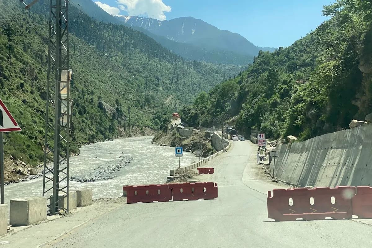 Swat Valley Paradise 4-Day Scenic Escape image 1
