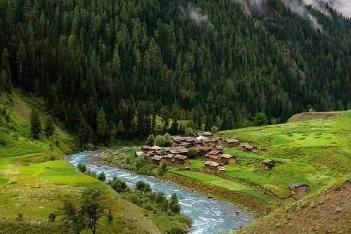 Naran and Saif-ul-Malook 3-Day Alpine Escape image 1
