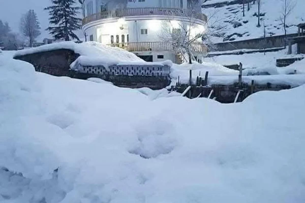 Kalam Valley 3-Day Alpine Escape image 2