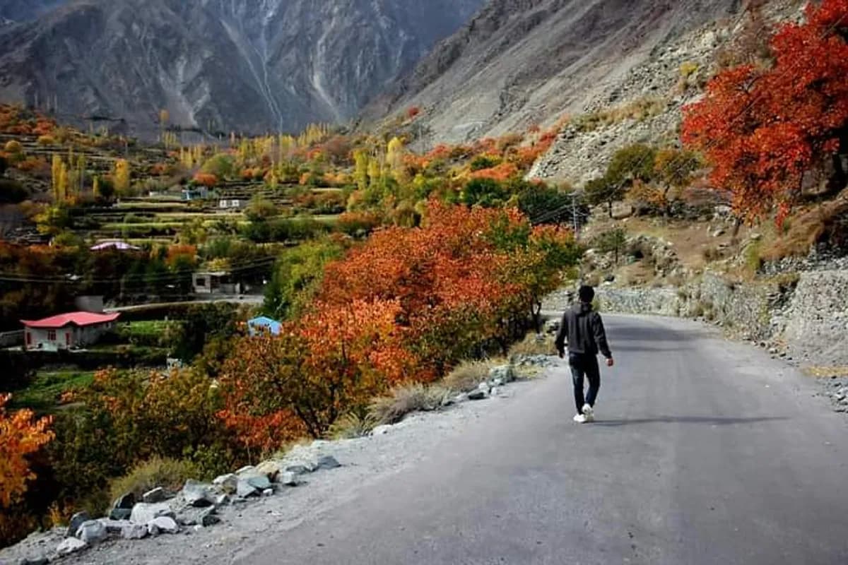 Majestic Gilgit-Baltistan 4-Day Cultural & Nature Expedition image 2