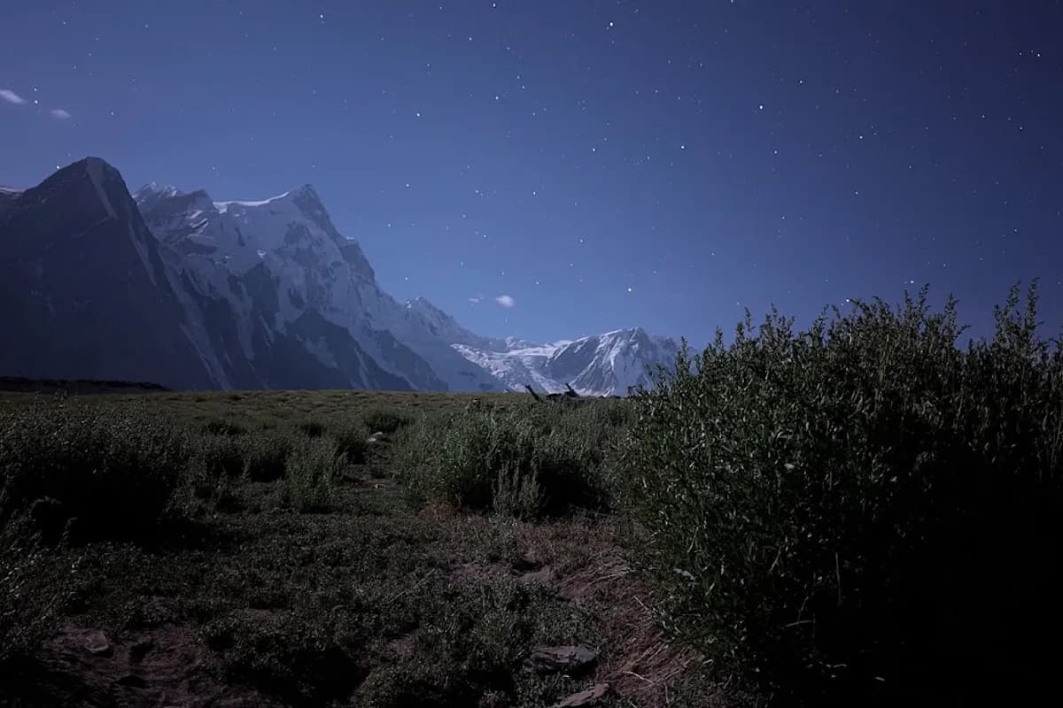 Hunza Valley Autumn Adventure image 1