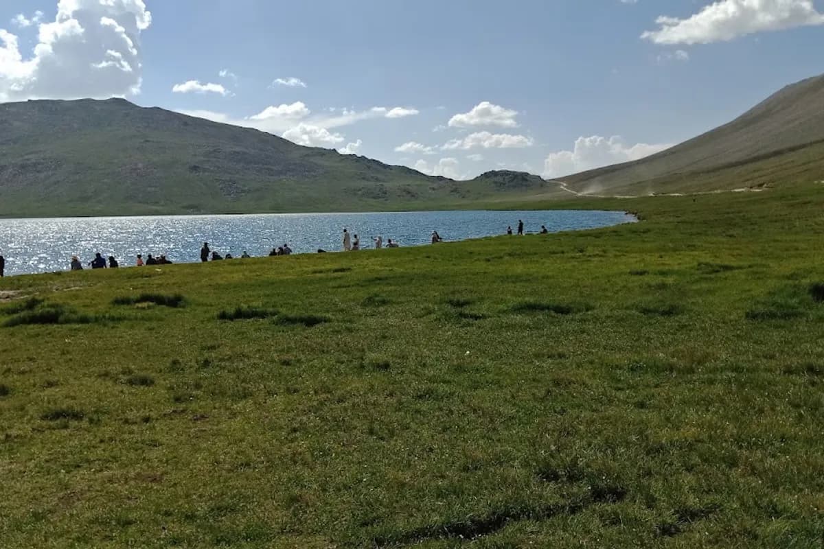 Skardu Majestic Peaks & Lakes 4-Day Expedition image 2
