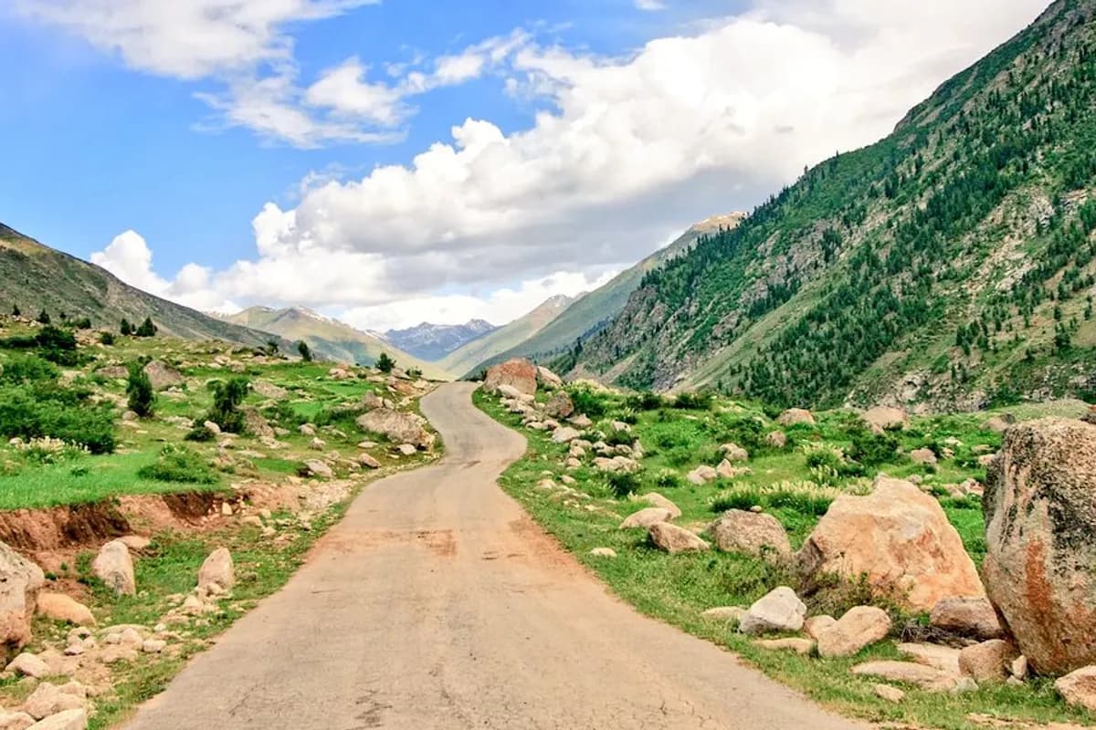 Khunjerab Pass & Border Adventure image 3