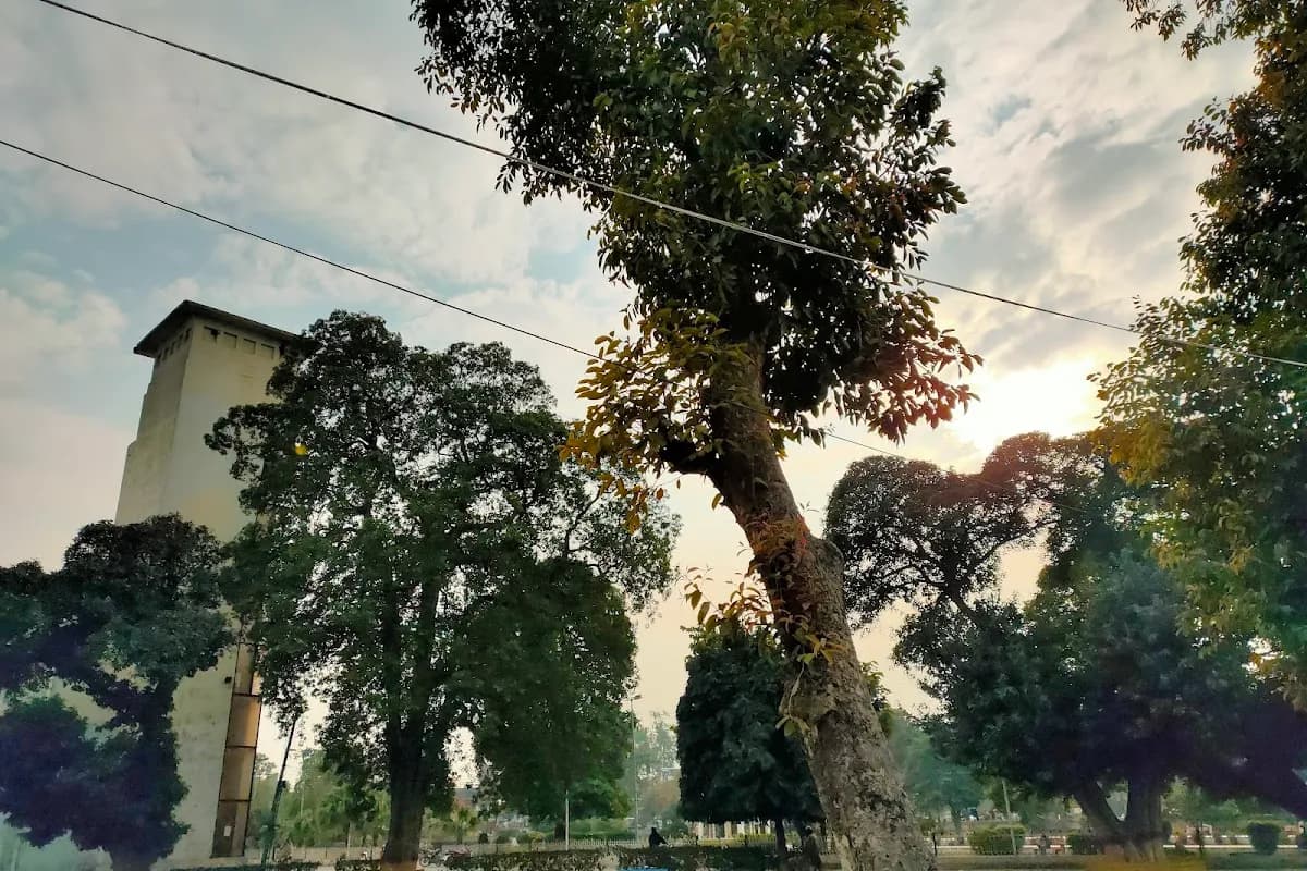 Sargodha Citrus & Heritage Discovery image 1