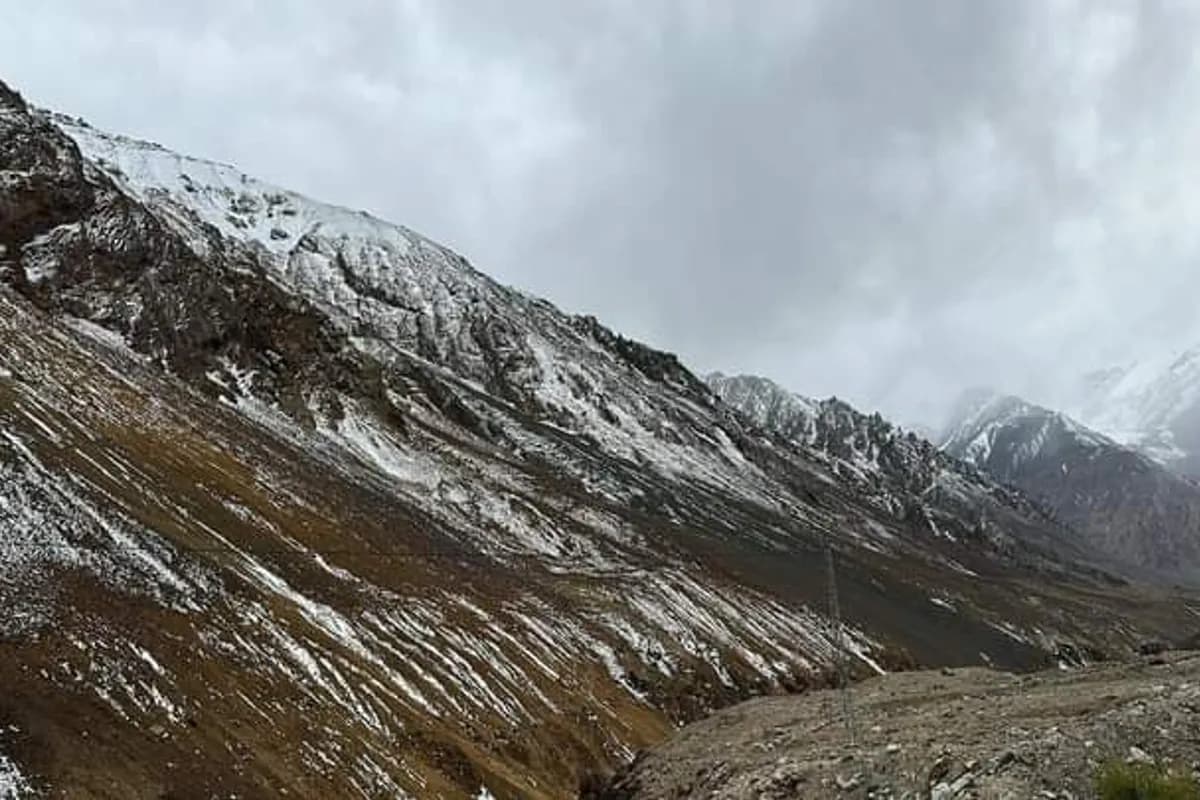 Khunjerab 3-Day Adventure image 1