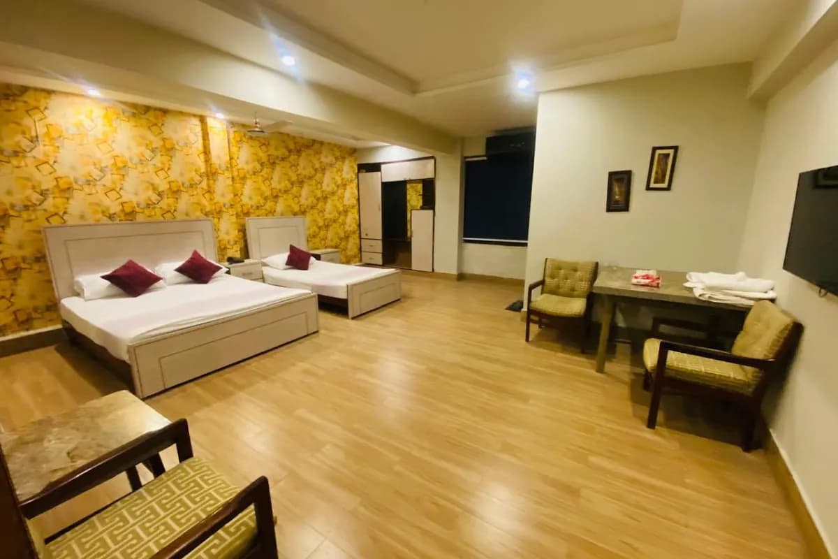 The Grand Sargodha Hotel image 3