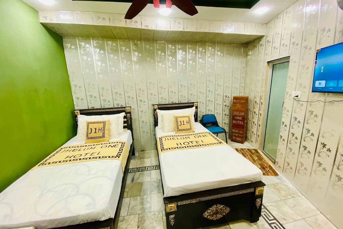 Jhelum View Hotel & Resort image 3