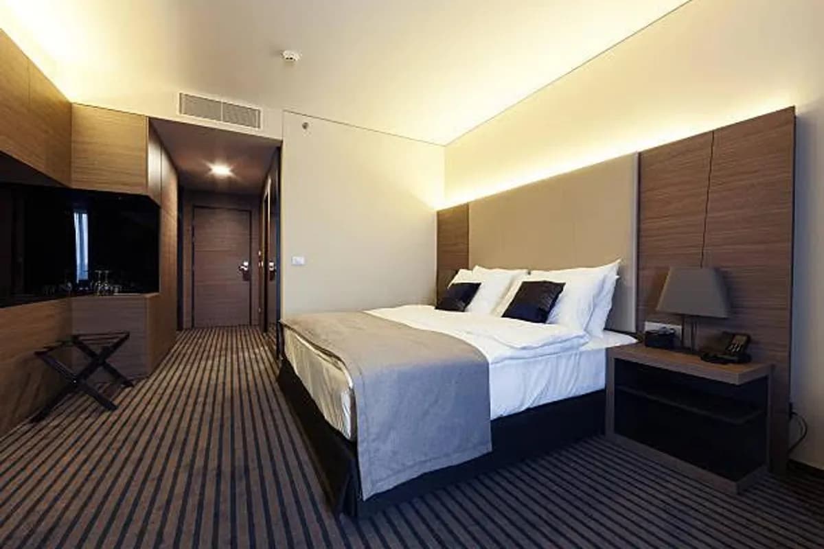 Hotel Grand Gujrat image 2