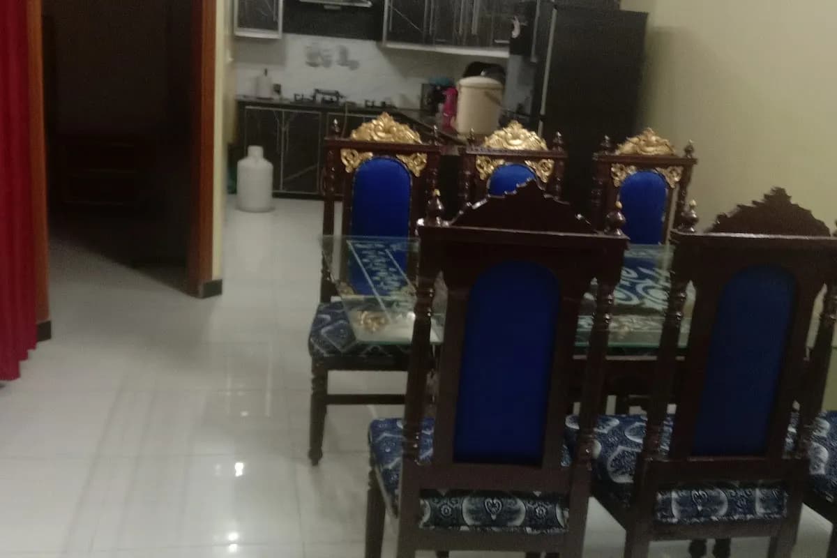 Hotel Grand Gujrat image 3