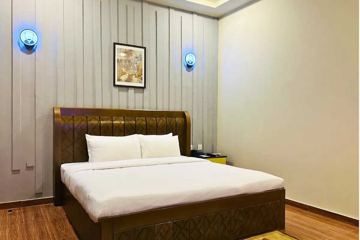 The Grand Regency Hotel Sukkur image 1