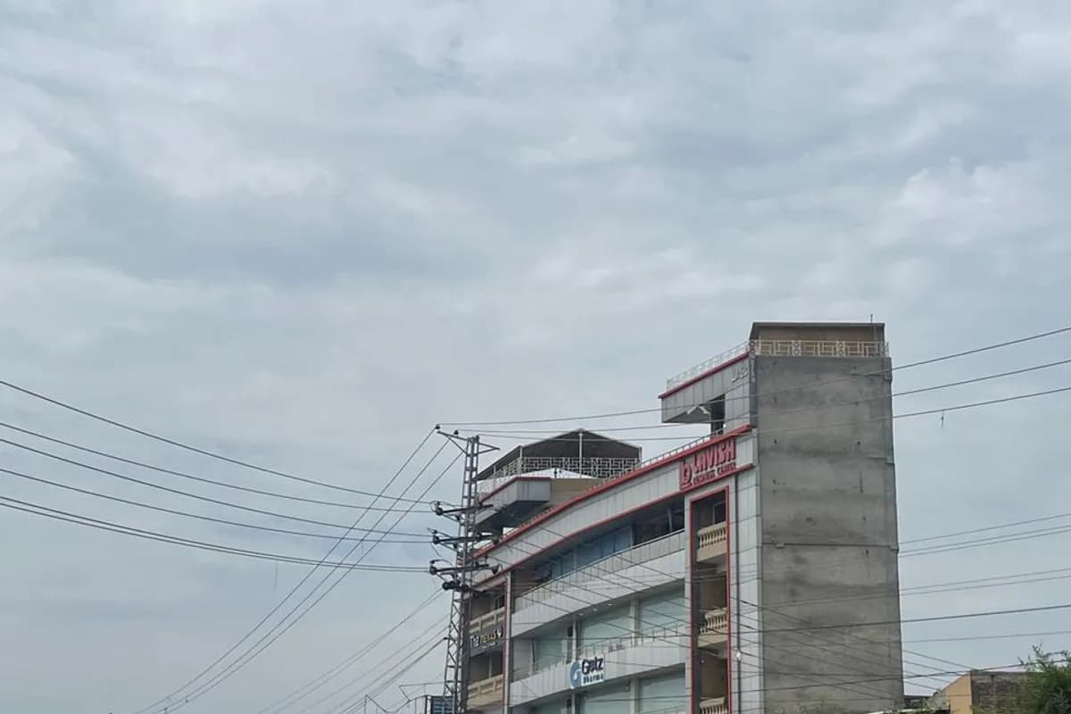 Peshawar Serena Hotel image 3