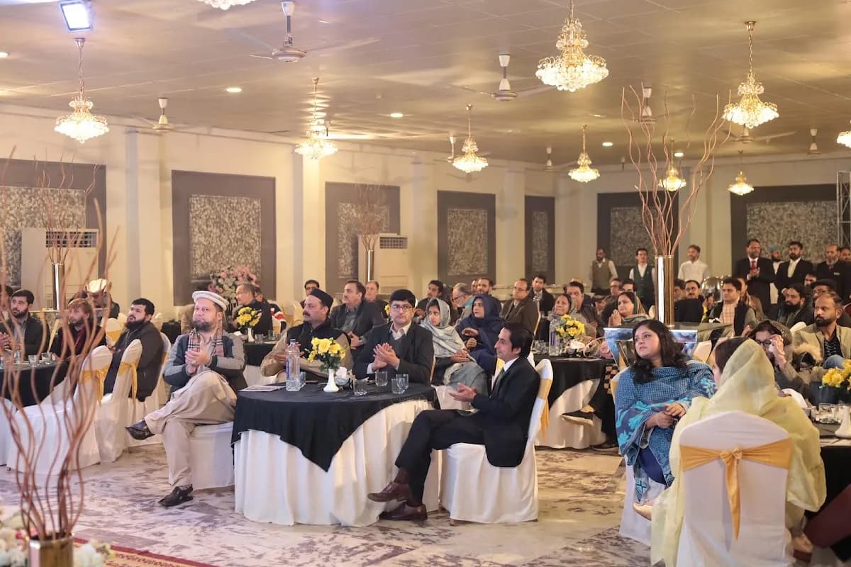 Peshawar Pearl Hotel image 1