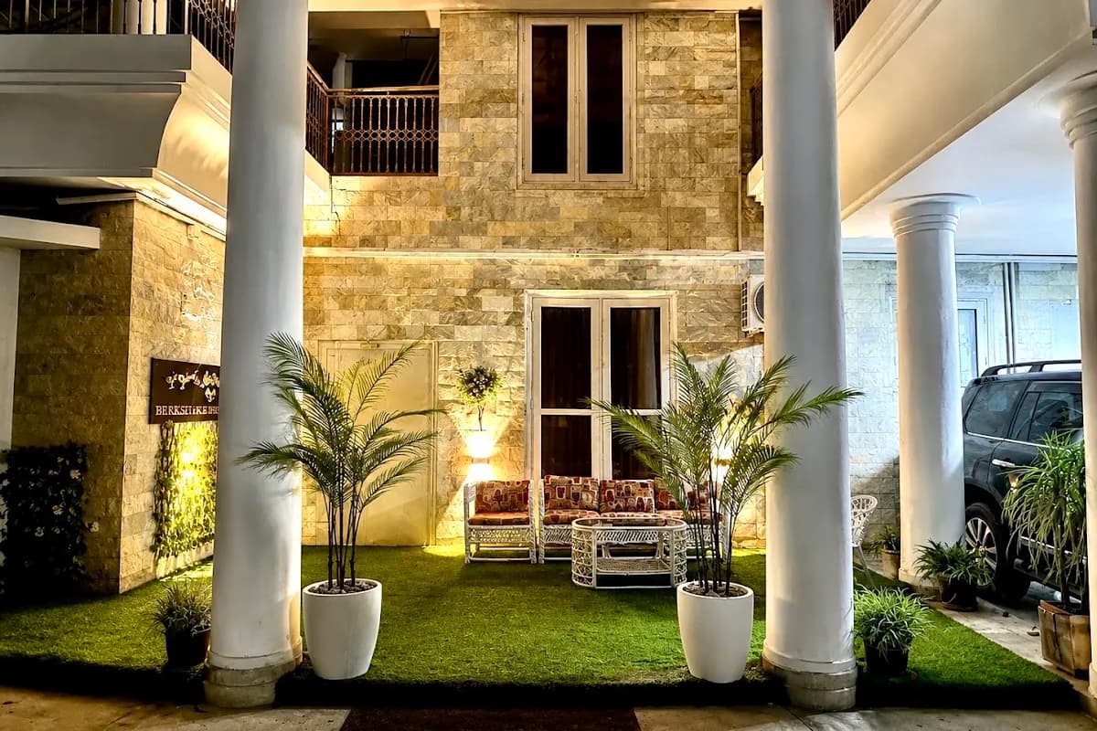 Peshawar Pearl Hotel image 3