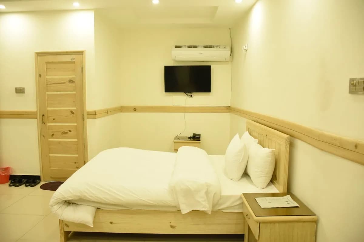 Pearl Continental Hotel Peshawar image 2