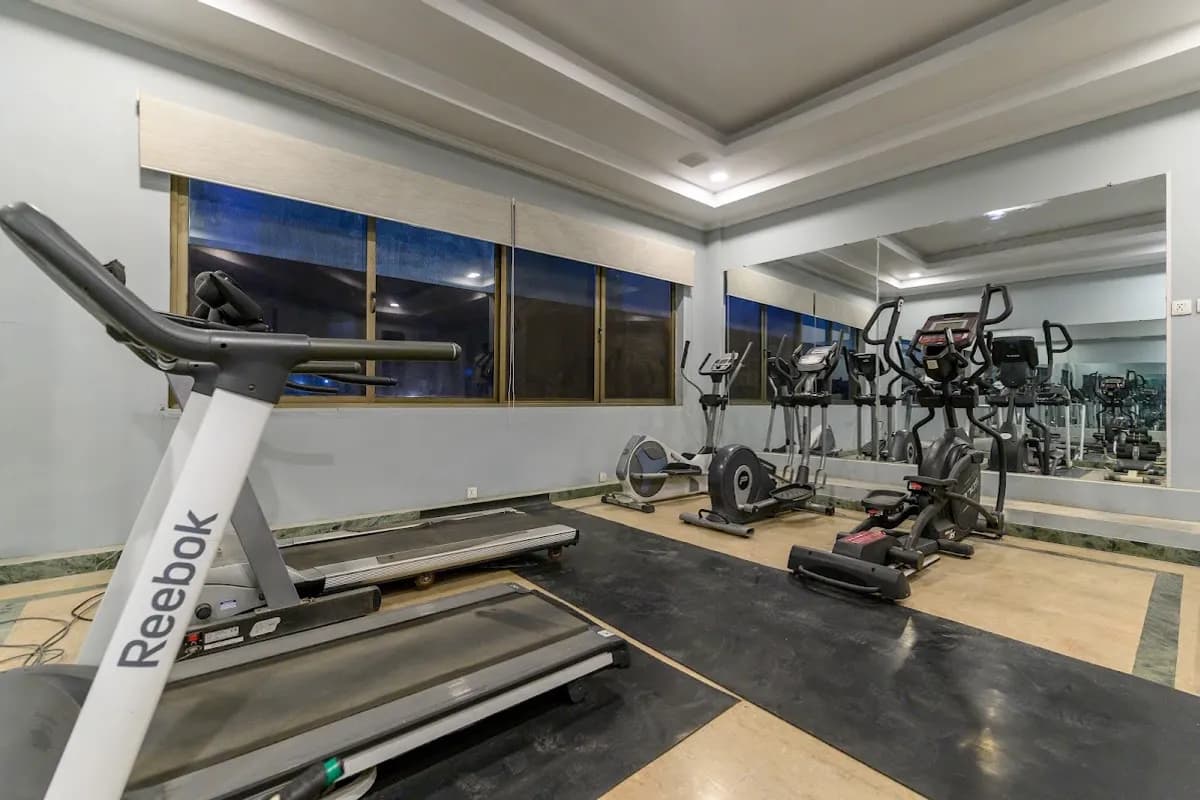 Abbottabad Pine View Hotel image 1