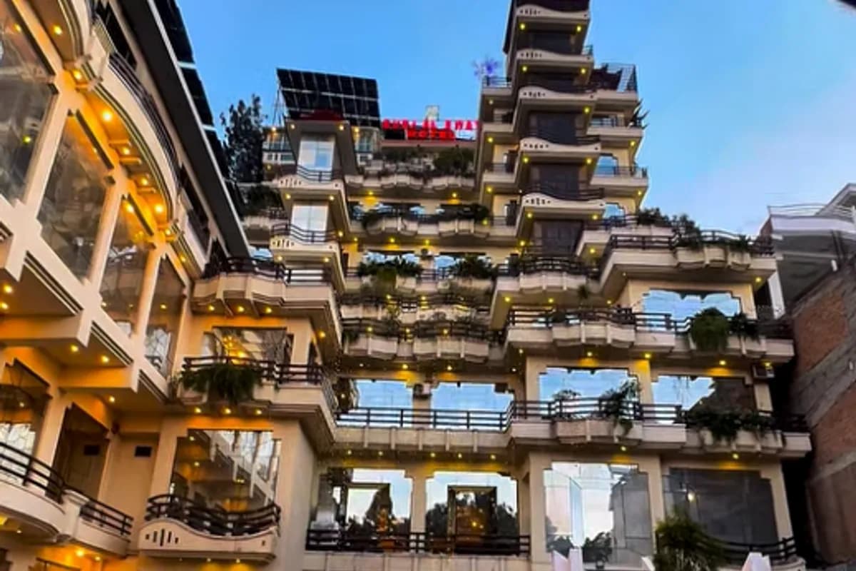 Swat Serena Hotel image 2