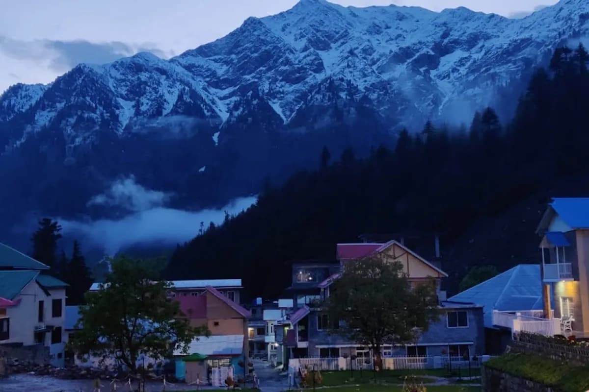 Naran Luxury Resort & Spa image 2