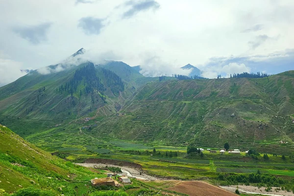 Kaghan Mountain Lodge image 1