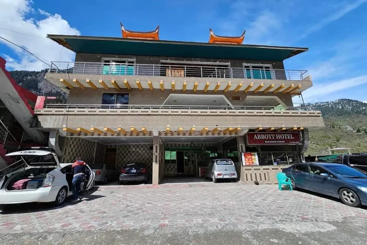 Pine Park Hotel Kaghan image 1