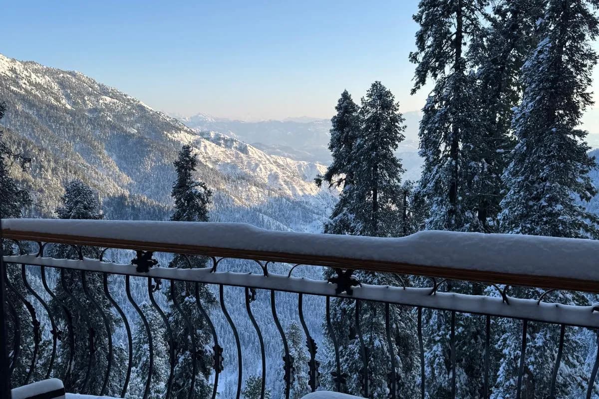 Pine Crest Hotel Nathia Gali image 3