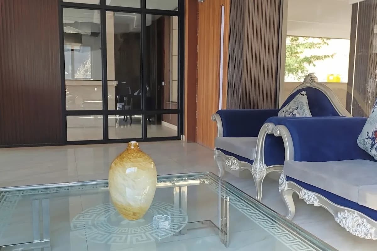 Pine Crest Hotel Nathia Gali image 3