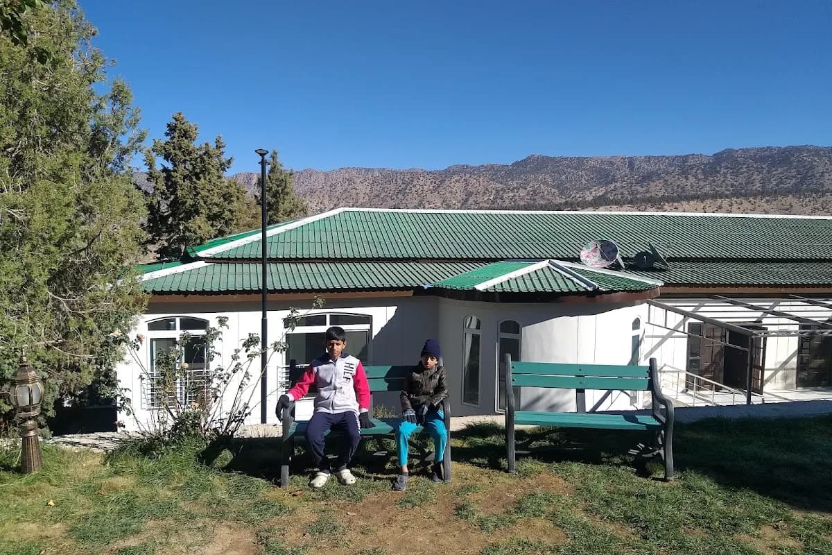 Ziarat Pearl Continental Hotel image 2