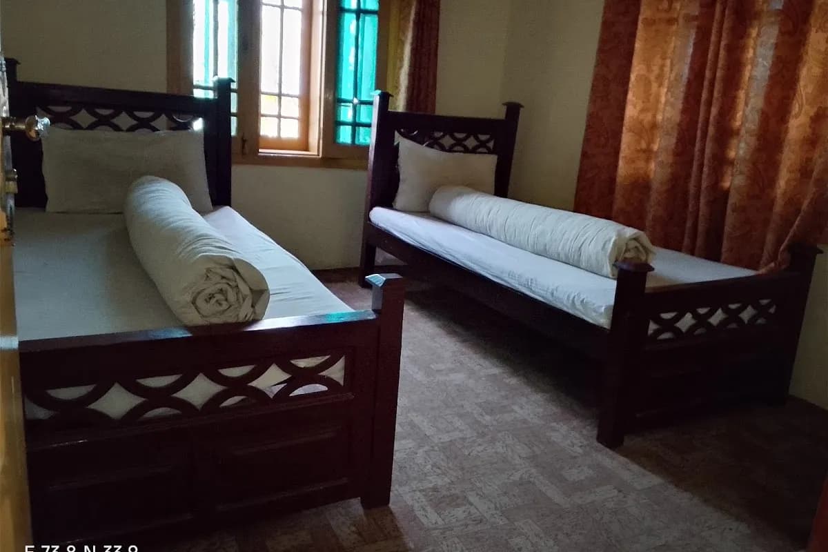 Pearl Continental View Hotel Rawalakot image 2